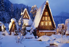 爱游戏：[NBA]洛佩斯手递手传球 利拉德不讲理三分命中.