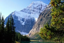 爱游戏：桑托斯主席：内马尔显著提升了球队收入 对续约至26世界杯很乐观.